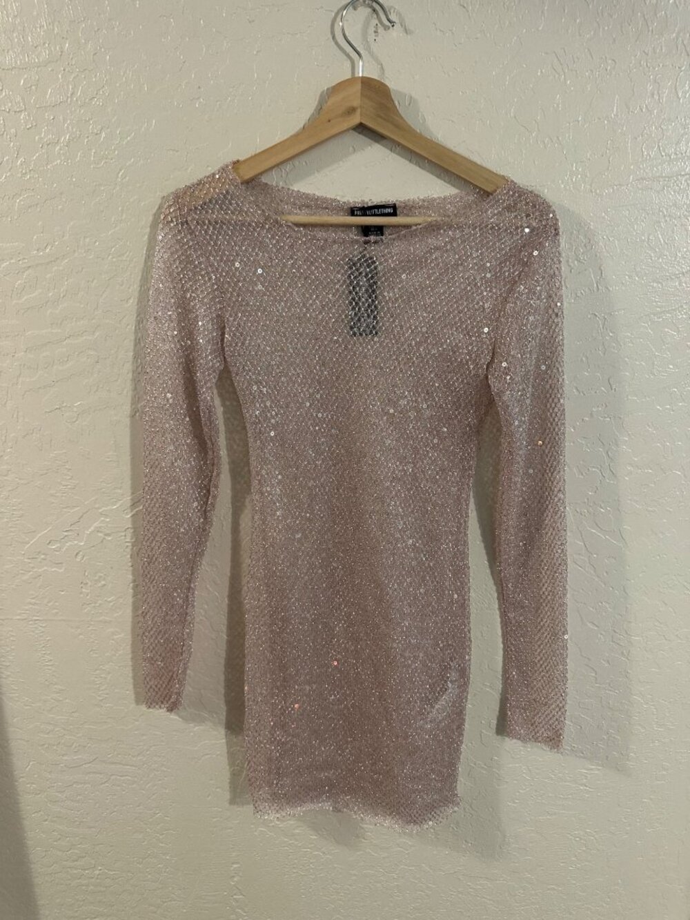 NWT Pretty Little Thing Pink Sequin Glitter Mesh Long Sleeved Shift Dress